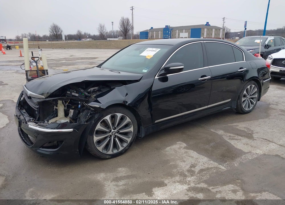 2013 HYUNDAI GENESIS VIN: KMHGC4DH5DU256092