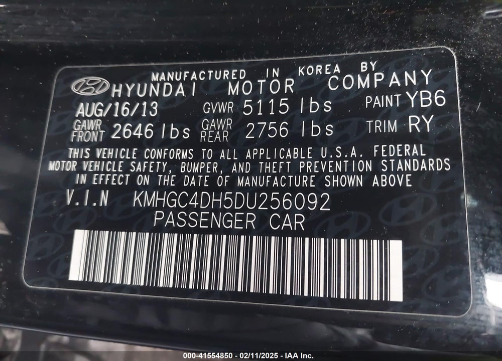 2013 HYUNDAI GENESIS VIN: KMHGC4DH5DU256092