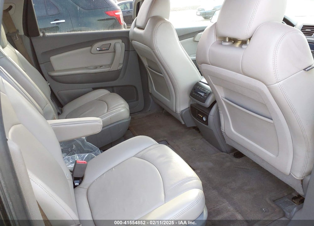 2010 CHEVROLET TRAVERSE VIN: 1GNLVGED2AS139269