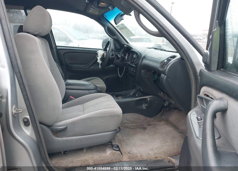 2005 TOYOTA TUNDRA SR5 V8 VIN: 5TBET34105S472441