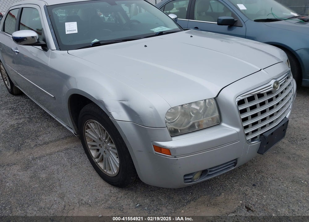 2010 CHRYSLER 300 TOURING/SIGNATURE SERIES/EXECUTIVE SERIES VIN: 2C3CA5CV3AH104515