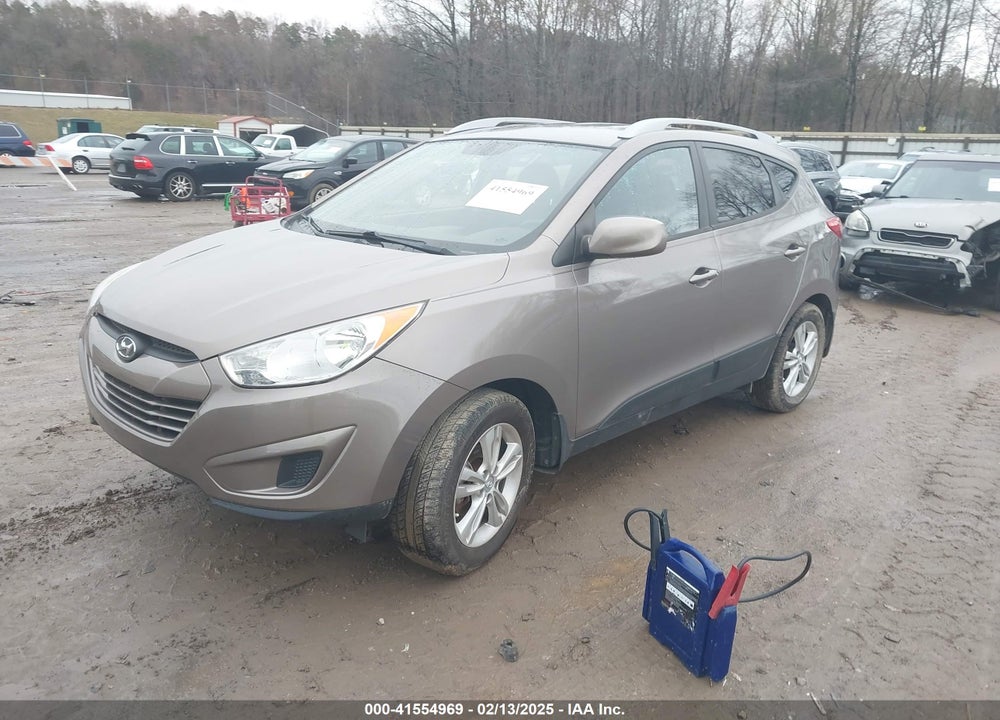 2011 HYUNDAI TUCSON VIN: KM8JU3AC0BU300860