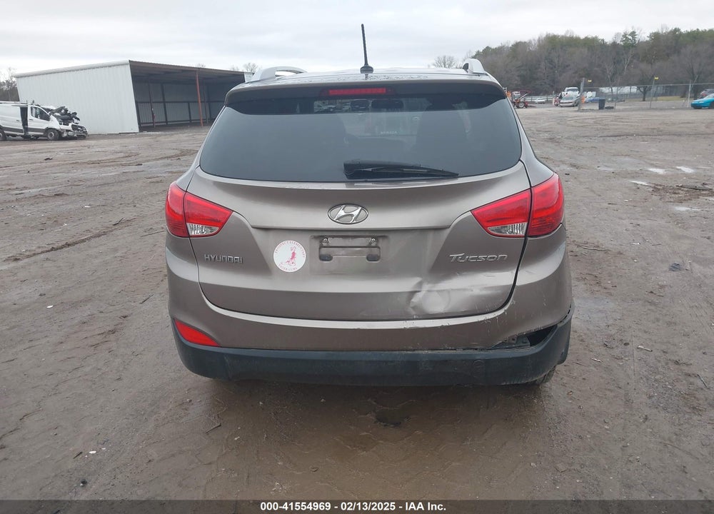 2011 HYUNDAI TUCSON VIN: KM8JU3AC0BU300860