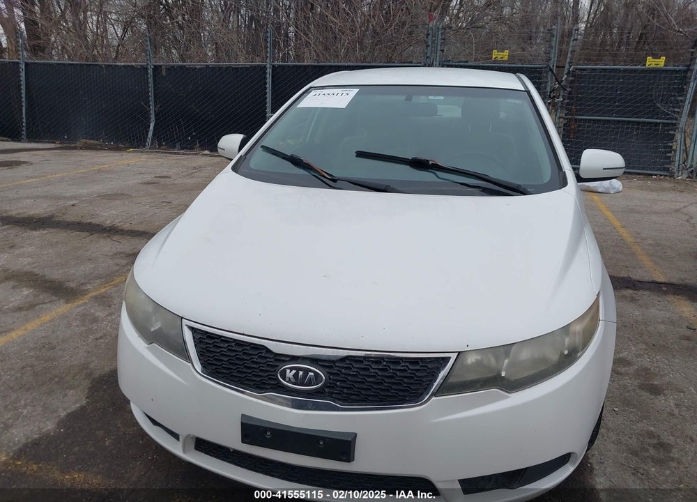 2011 KIA FORTE VIN: KNAFU4A24B5426332