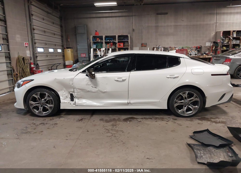 2021 KIA STINGER VIN: KNAE15LA5M6087950