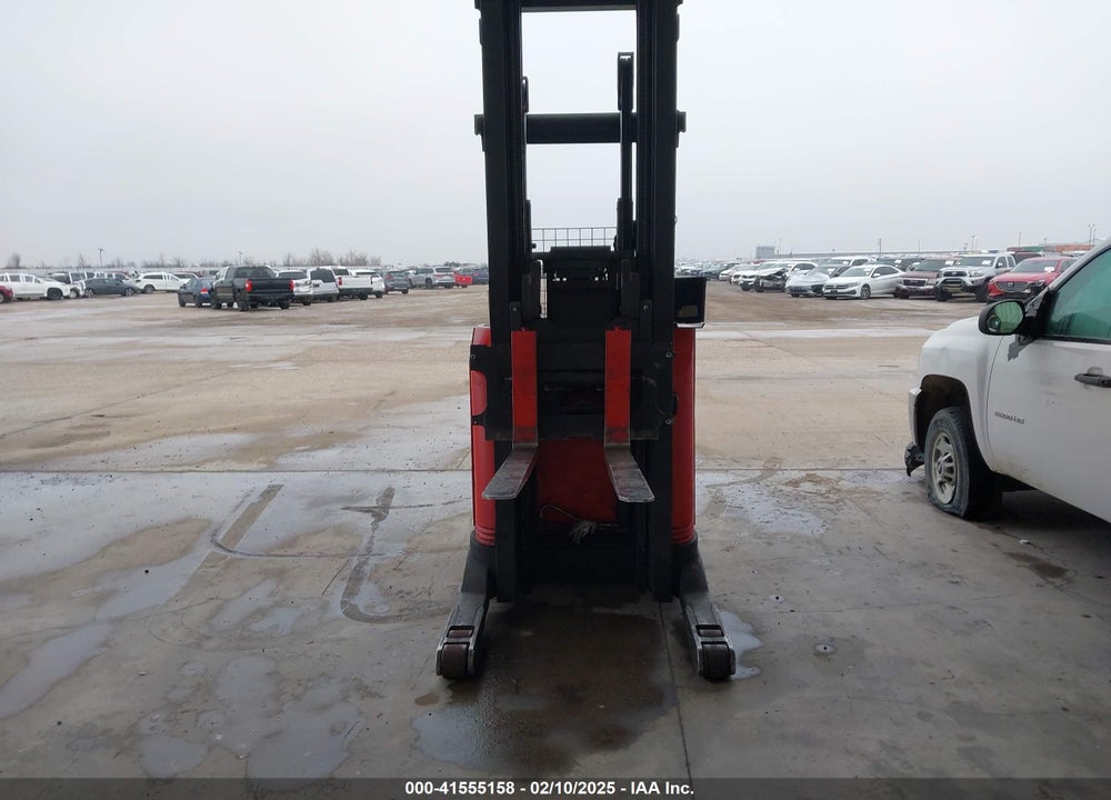 2011 RAYMOND 7400 VIN: 740-11-CB24588