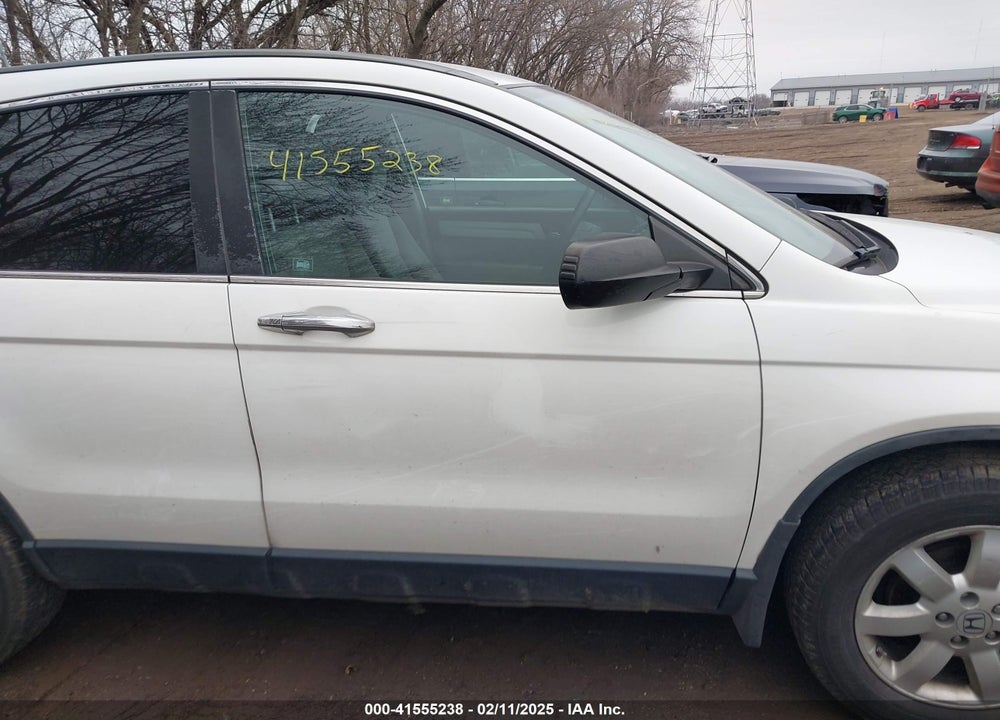 2011 HONDA CR-V SE VIN: 5J6RE4H40BL003032
