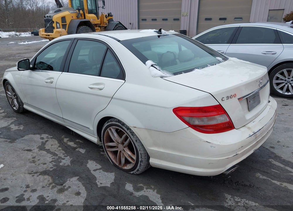 2009 MERCEDES-BENZ C 300 VIN: WDDGF54X09F231370
