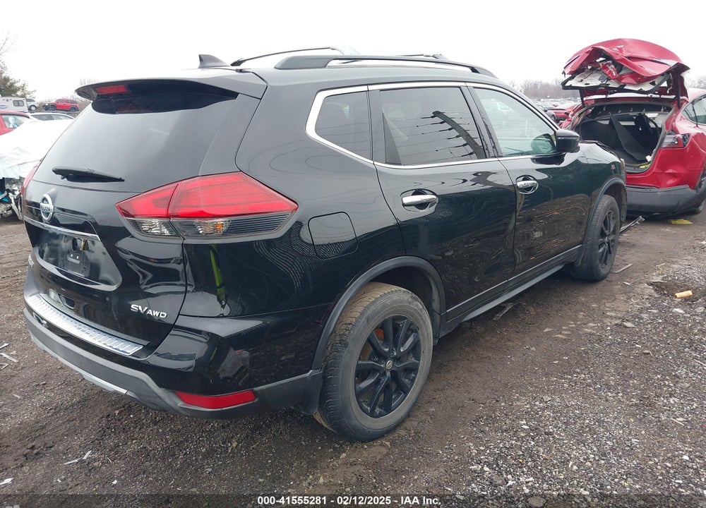 2017 NISSAN ROGUE VIN: 5N1AT2MV1HC816136