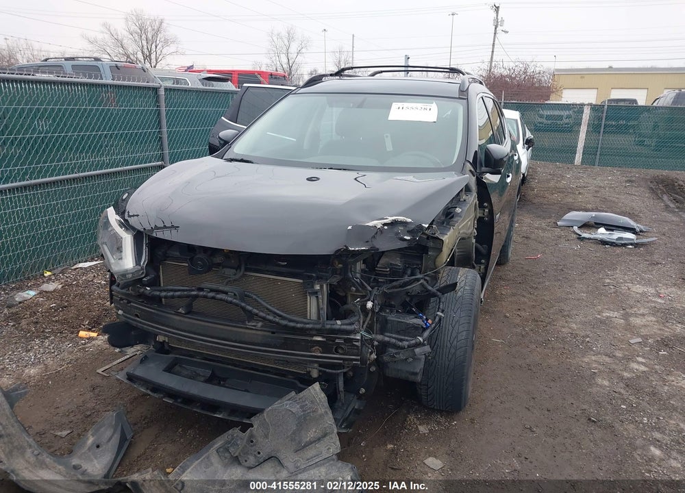 2017 NISSAN ROGUE VIN: 5N1AT2MV1HC816136