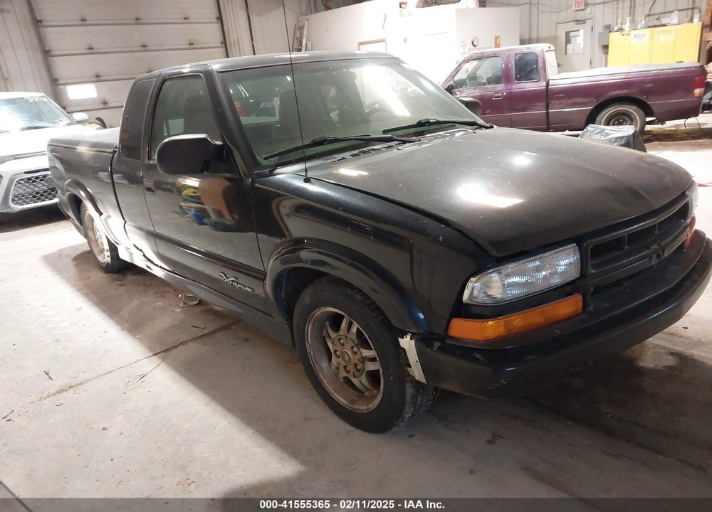 2002 CHEVROLET S-10 LS VIN: 1GCCS19W628260671