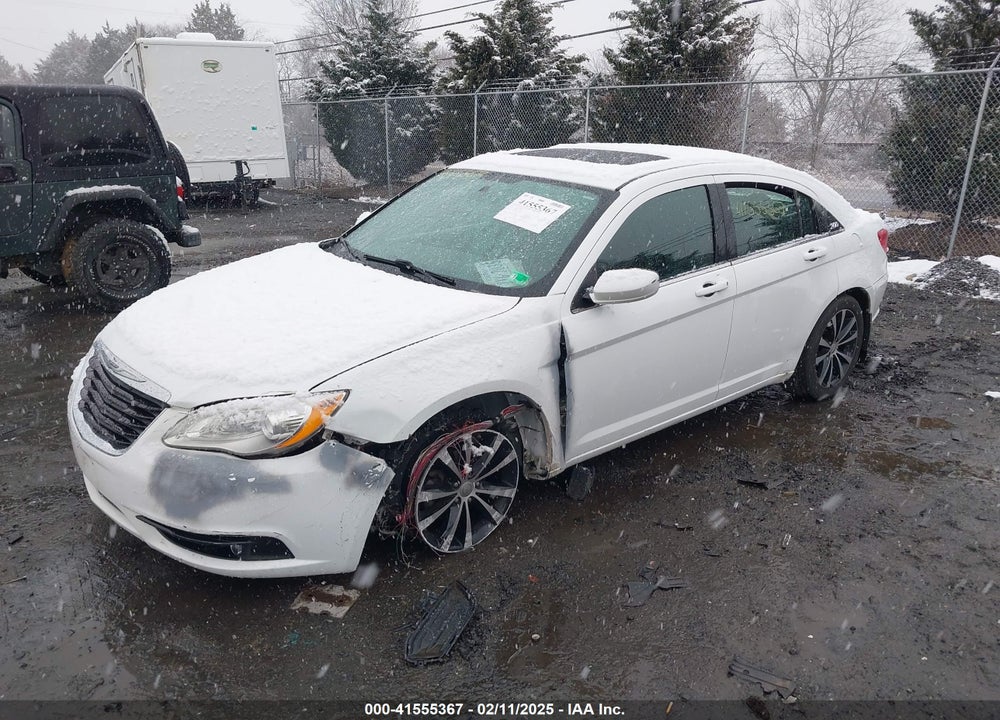 2013 CHRYSLER 200 VIN: 1C3CCBBB4DN539376