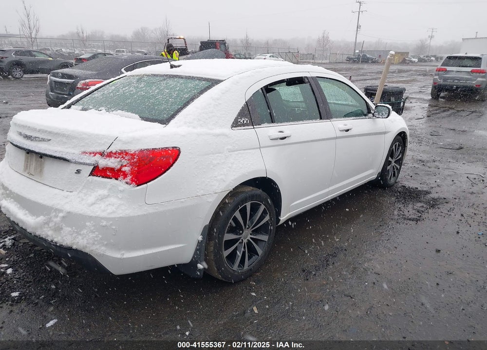 2013 CHRYSLER 200 VIN: 1C3CCBBB4DN539376