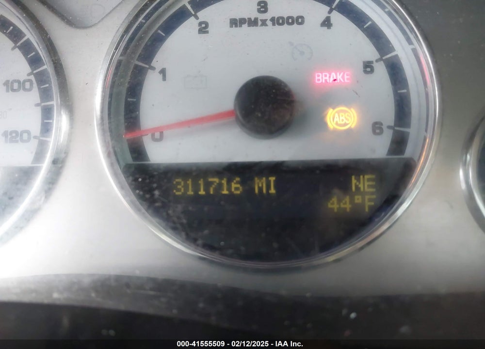 2005 SATURN RELAY FWD VIN: 5GZDV23L85D174207