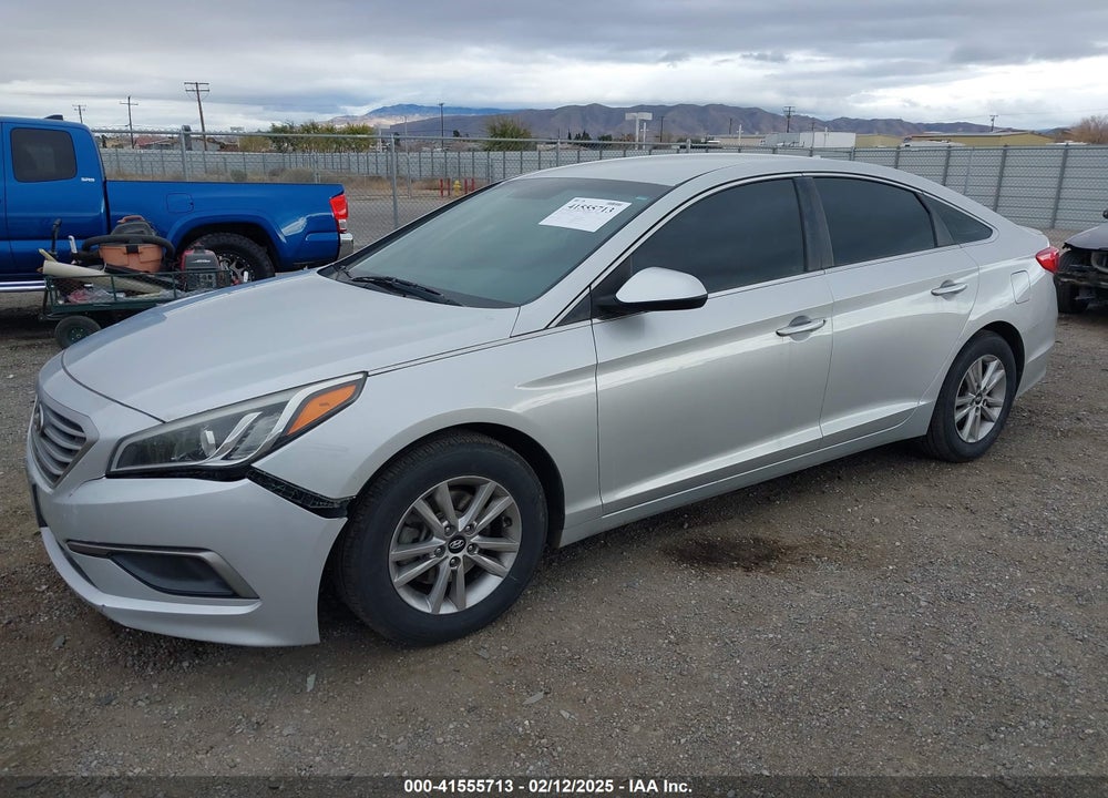 2016 HYUNDAI SONATA VIN: 5NPE24AF1GH296024