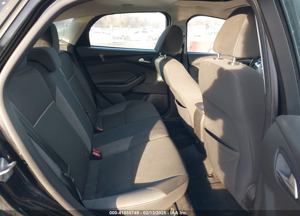 2013 FORD FOCUS VIN: 1FADP3K27DL148735