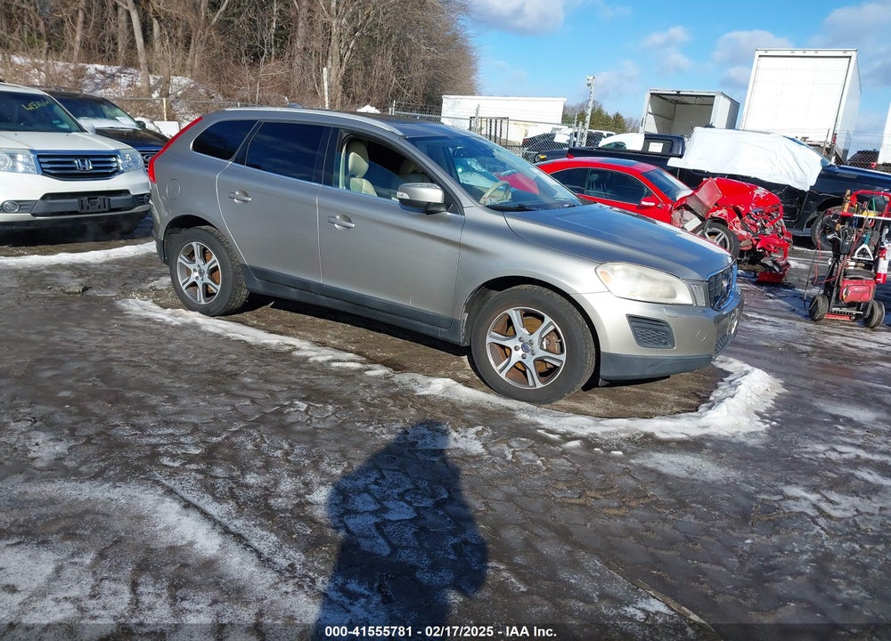2011 VOLVO XC60 T6/T6 R-DESIGN VIN: YV4902DZ4B2207927