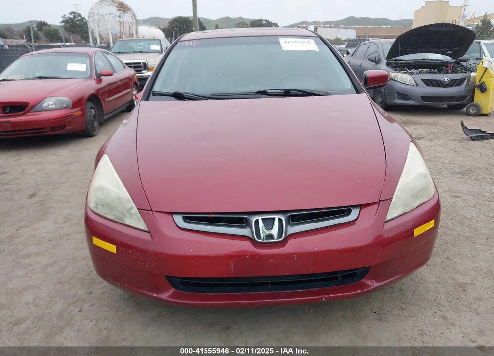 2003 HONDA ACCORD 2.4 EX VIN: JHMCM56633C055182