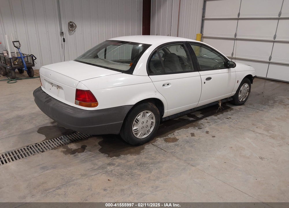 1998 SATURN SL1 VIN: 1G8ZG5284WZ319404