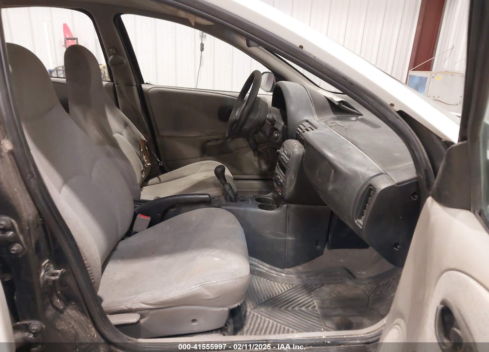 1998 SATURN SL1 VIN: 1G8ZG5284WZ319404