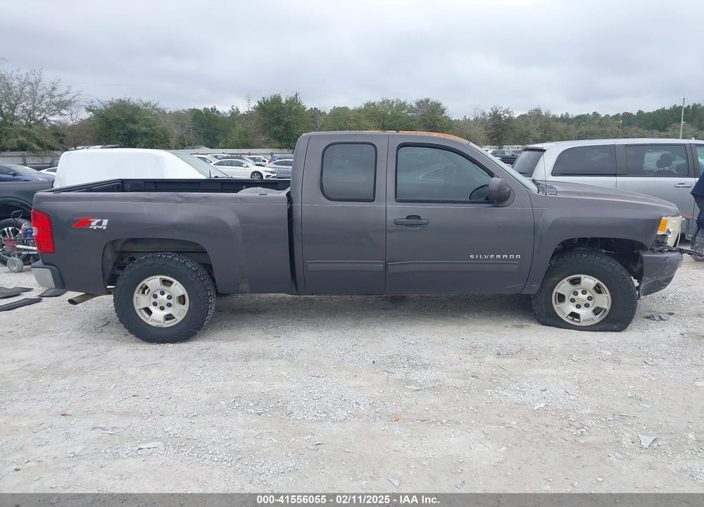 2011 CHEVROLET SILVERADO 1500 LT VIN: 1GCRKSE36BZ326058