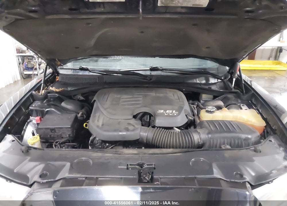 2011 DODGE CHARGER VIN: 2B3CL3CG3BH598065