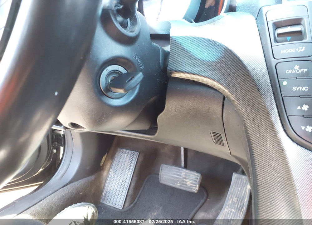 2012 ACURA TL VIN: 19UUA8F26CA013647