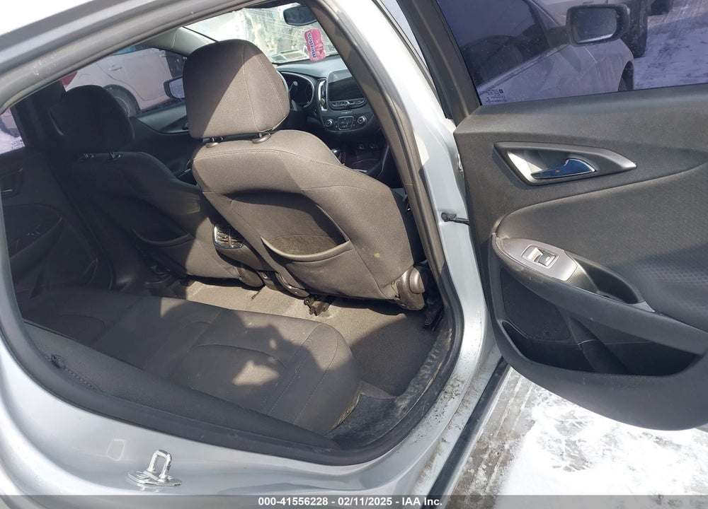 2018 CHEVROLET MALIBU VIN: 1G1ZD5ST8JF289040
