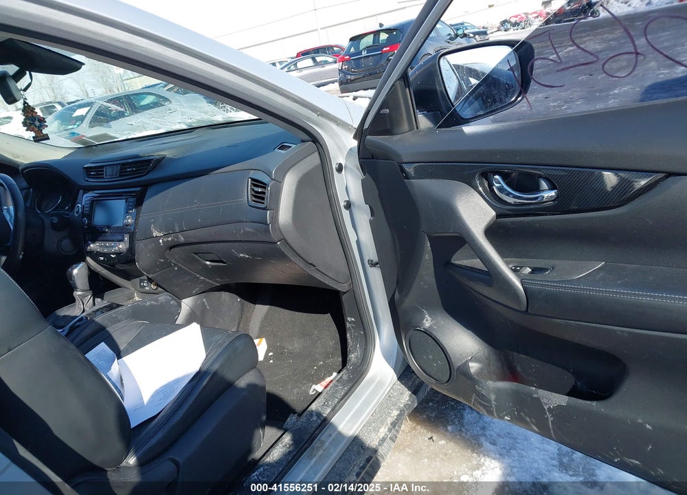 2018 NISSAN ROGUE SL VIN: JN8AT2MT8JW462191
