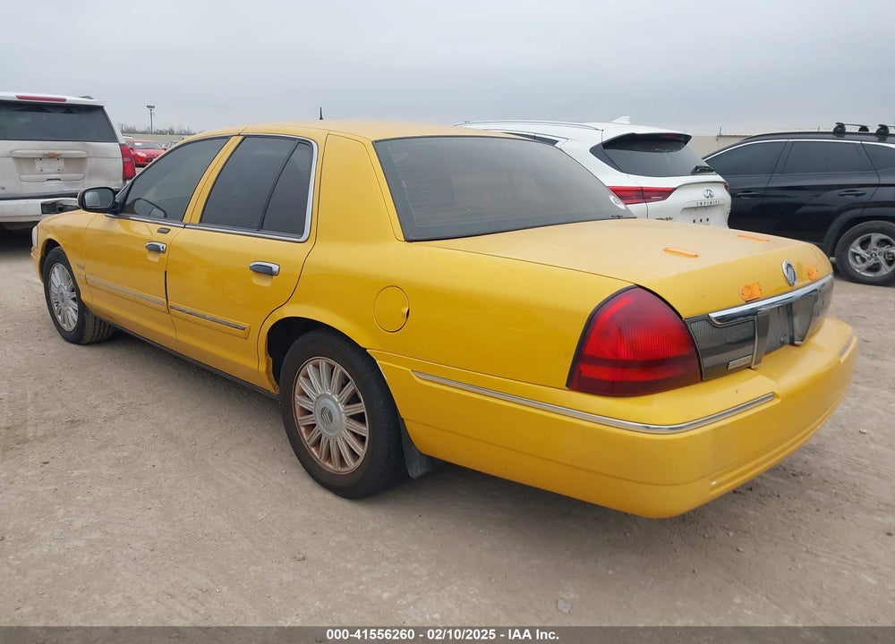 2011 MERCURY GRAND MARQUIS LS (FLEET ONLY) VIN: 2MEBM7FV9BX609700
