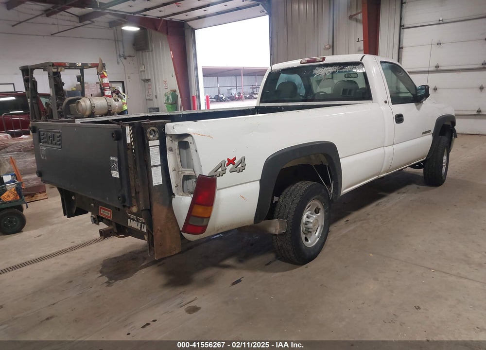 2002 CHEVROLET SILVERADO 2500HD VIN: 1GCHK24U92E275362