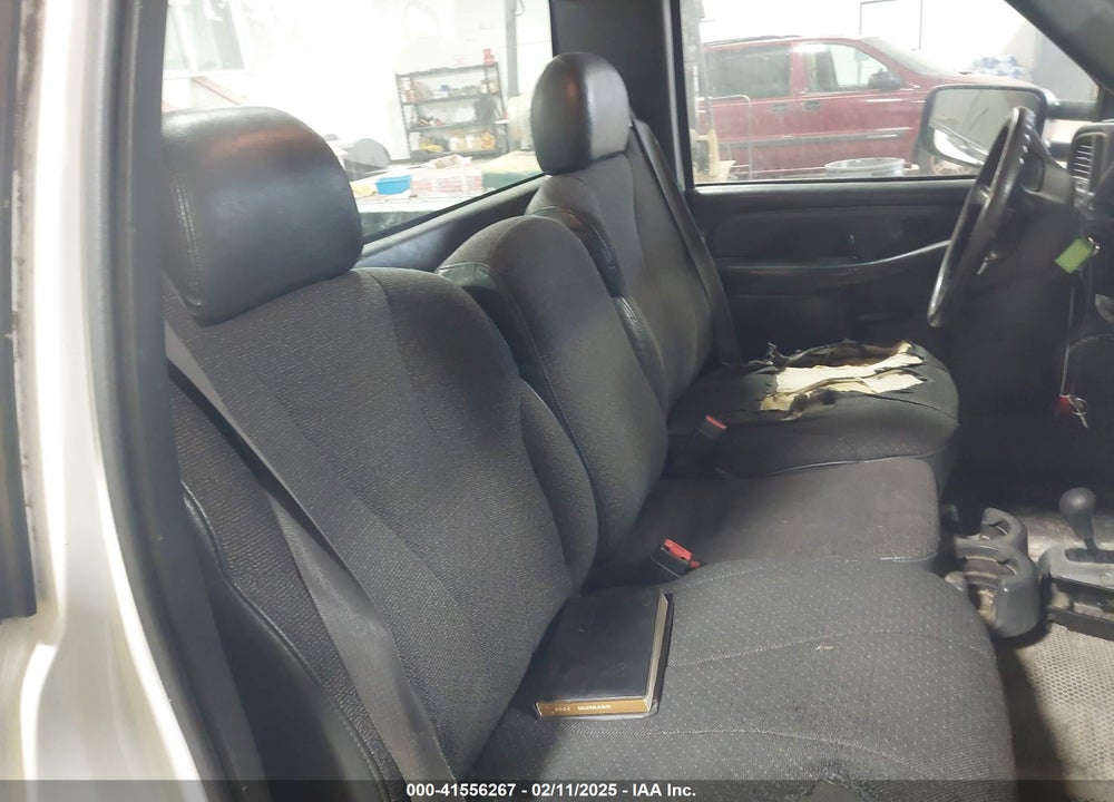 2002 CHEVROLET SILVERADO 2500HD VIN: 1GCHK24U92E275362