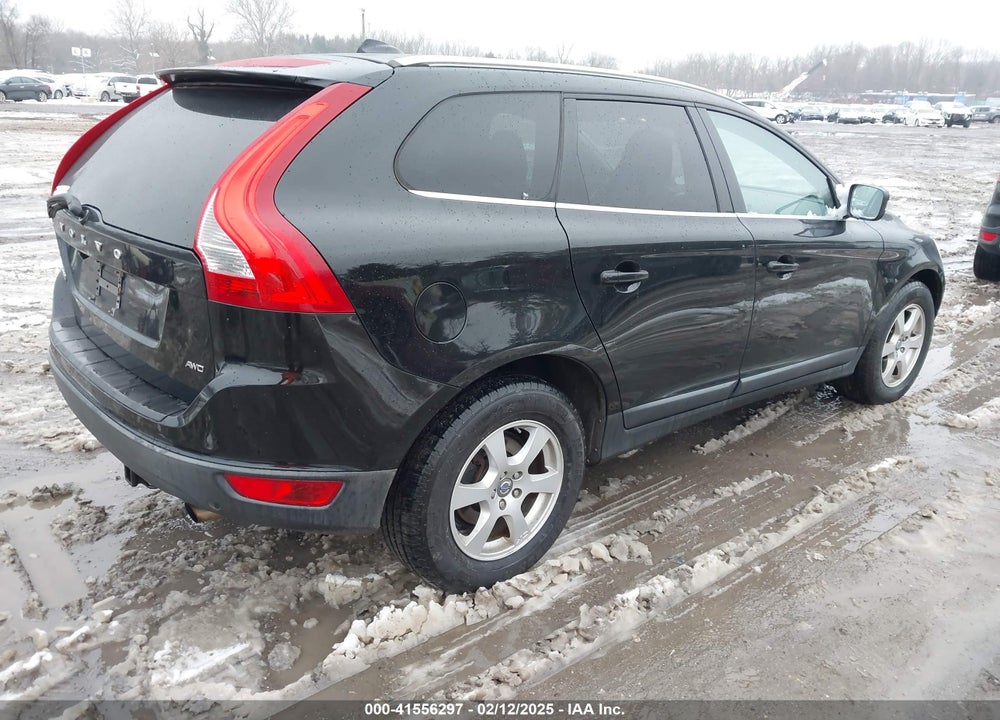 2011 VOLVO XC60 3.2 VIN: YV4940DZ0B2215922