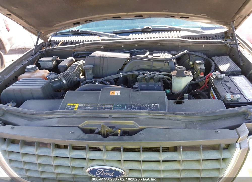2002 FORD EXPLORER XLS VIN: 1FMZU62E92ZB60511