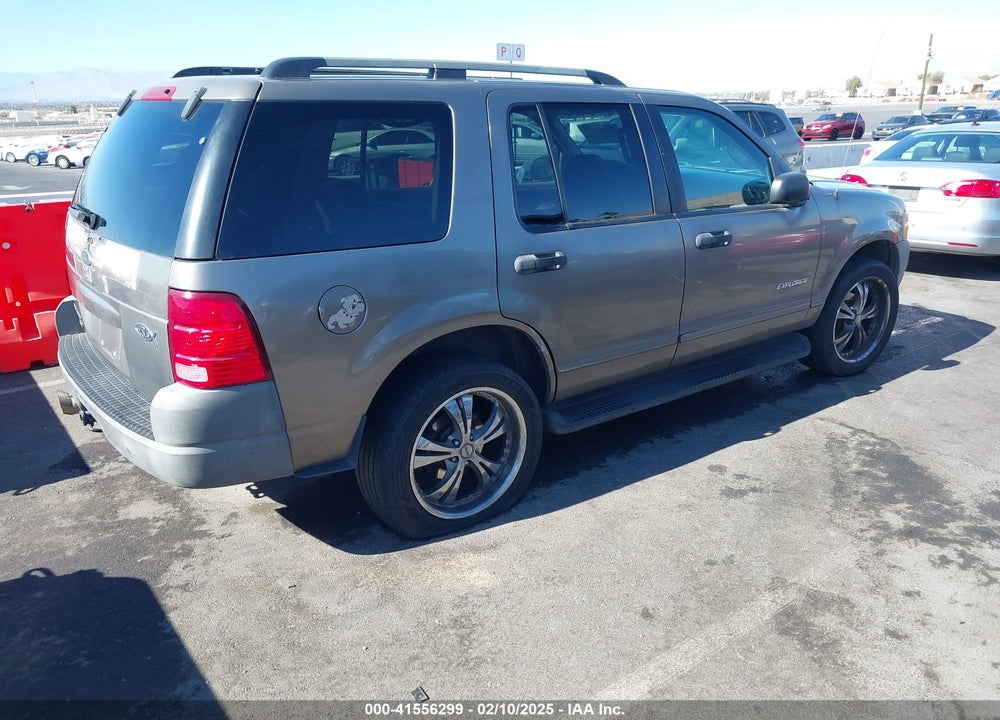 2002 FORD EXPLORER XLS VIN: 1FMZU62E92ZB60511