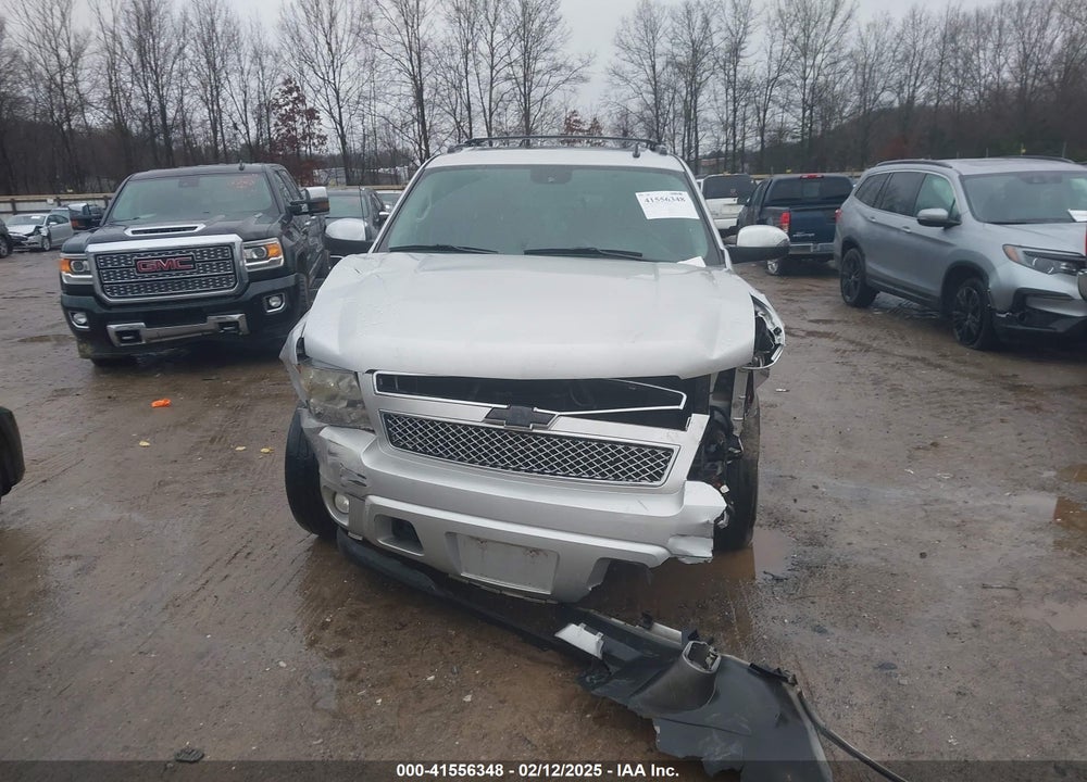 2011 CHEVROLET AVALANCHE 1500 LT1 VIN: 3GNTKFE38BG157939