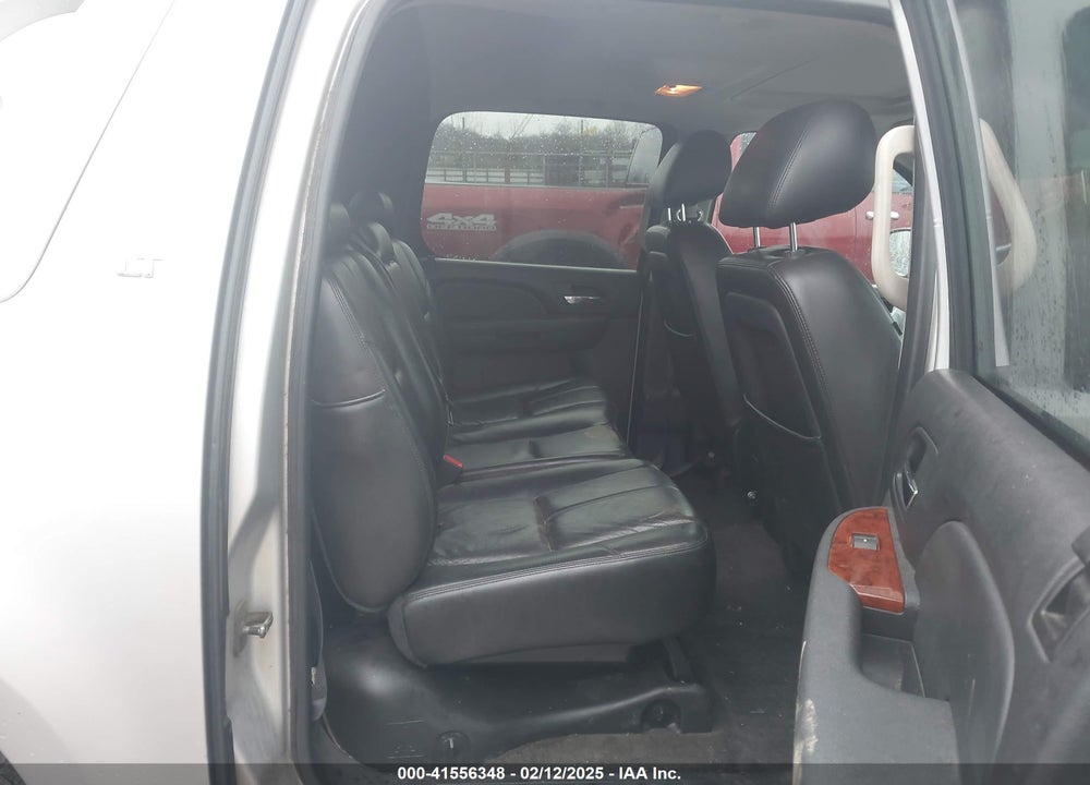 2011 CHEVROLET AVALANCHE 1500 LT1 VIN: 3GNTKFE38BG157939