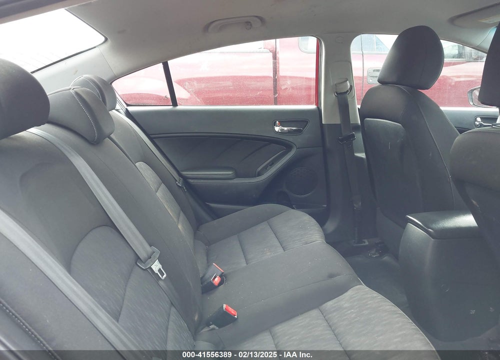 2016 KIA FORTE VIN: KNAFK4A67G5566116