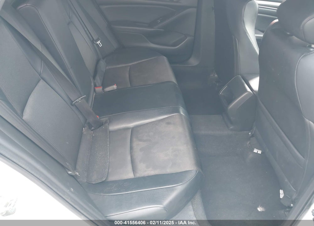 2018 HONDA ACCORD VIN: 1HGCV1F32JA264498