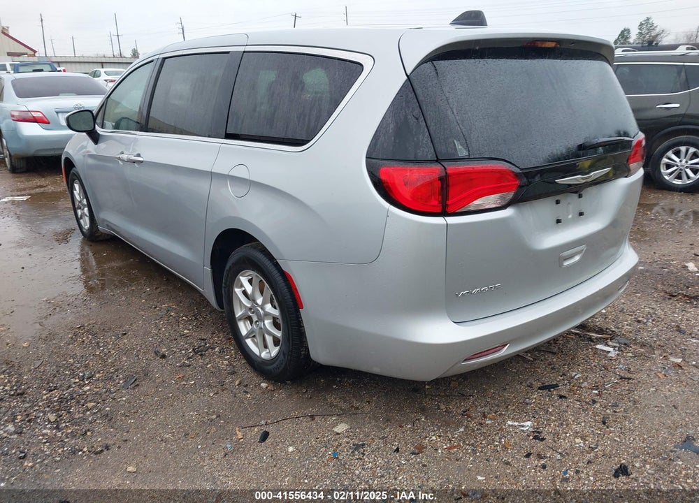 2022 CHRYSLER VOYAGER LX VIN: 2C4RC1CG4NR229582