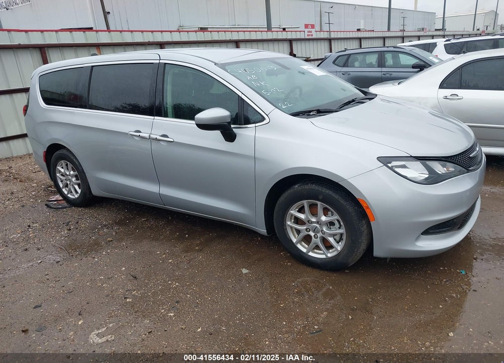 2022 CHRYSLER VOYAGER LX VIN: 2C4RC1CG4NR229582