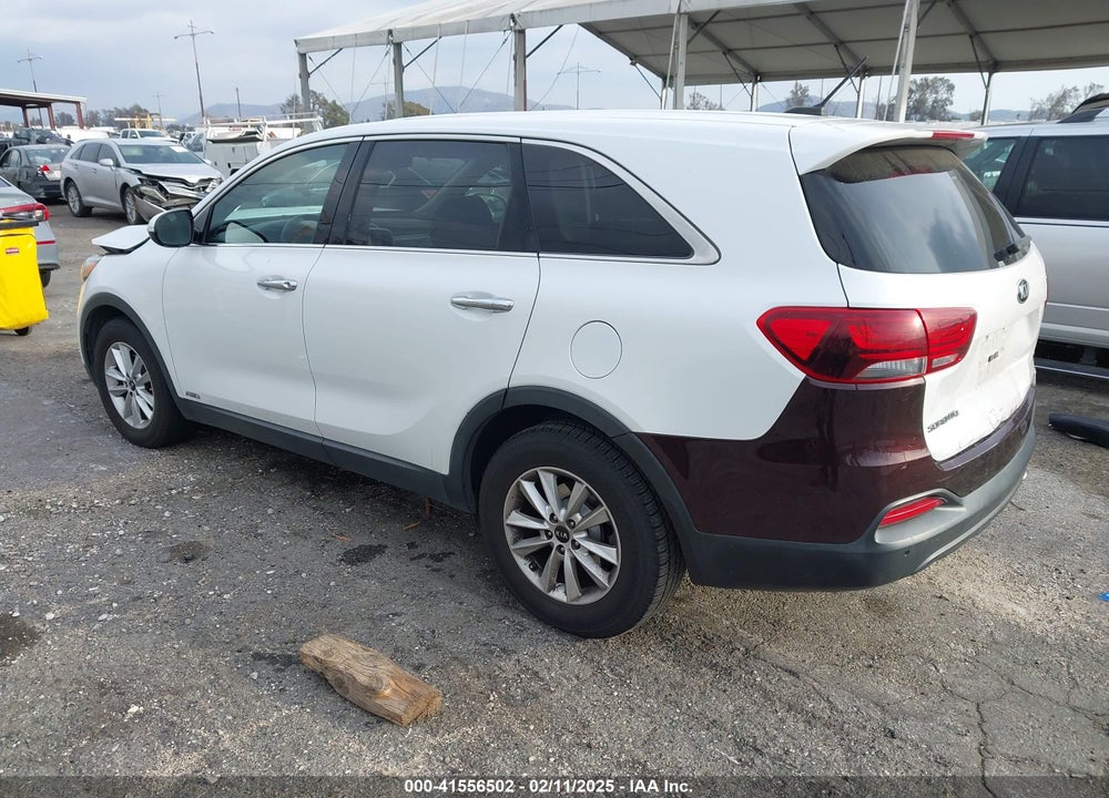 2019 KIA SORENTO VIN: 5XYPGDA54KG468077