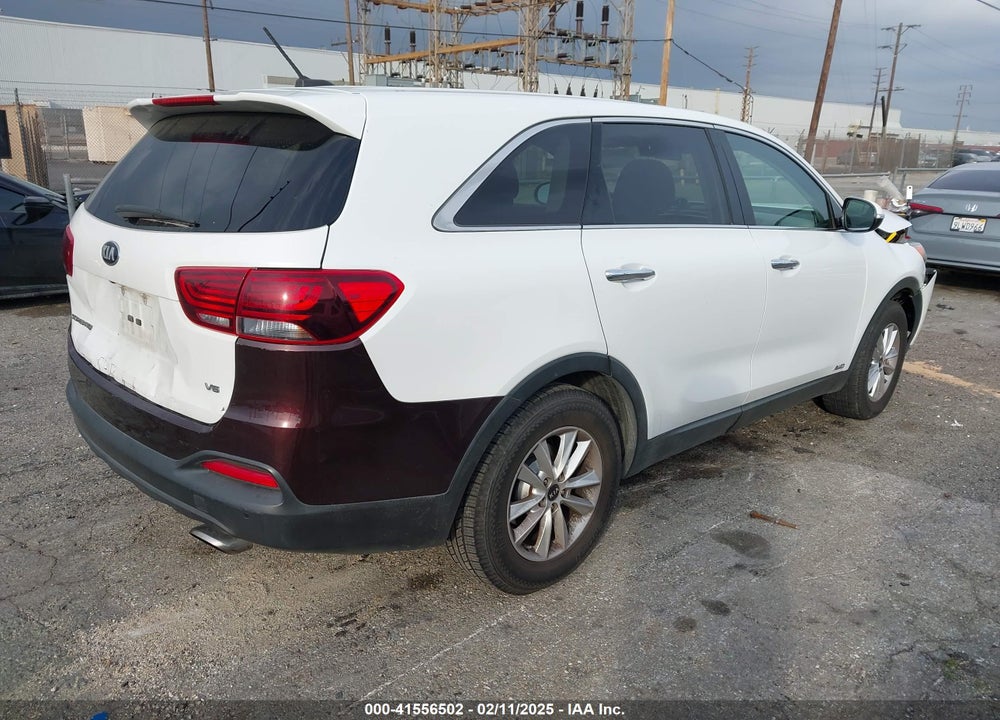 2019 KIA SORENTO VIN: 5XYPGDA54KG468077