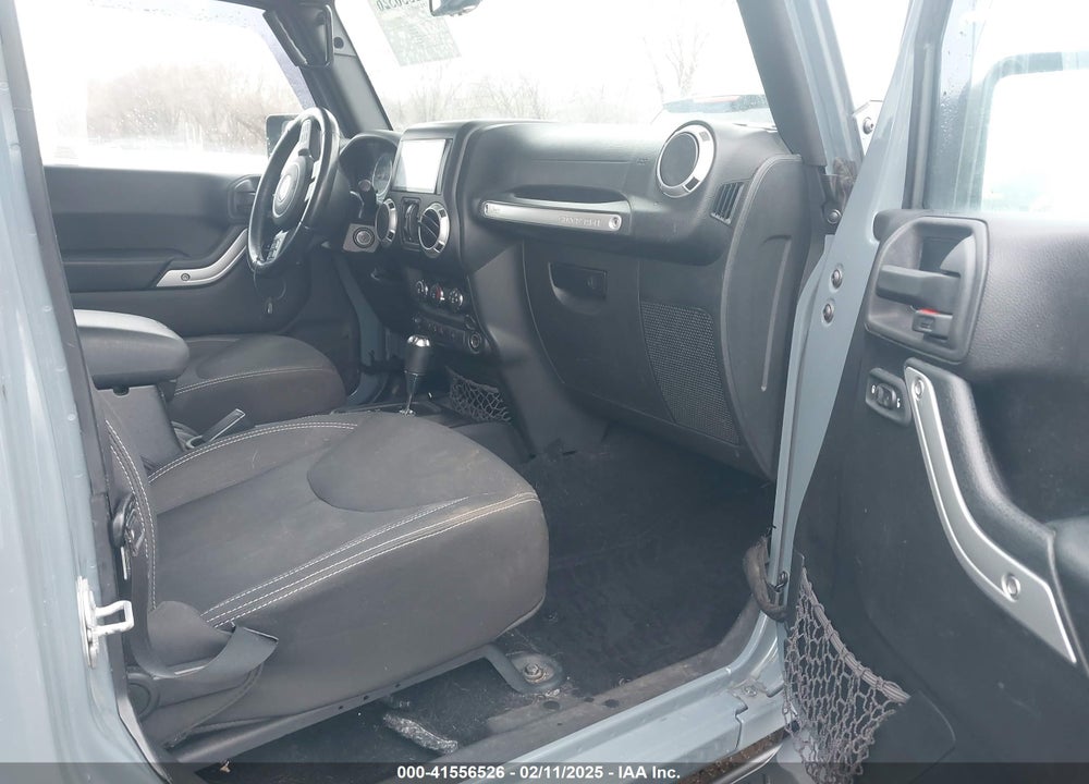 2015 JEEP WRANGLER UNLIMITED SAHARA VIN: 1C4BJWEG0FL726706