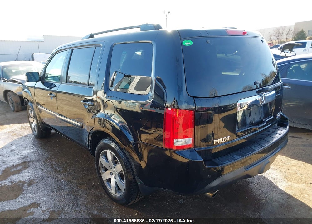 2015 HONDA PILOT TOURING VIN: 5FNYF4H95FB040340