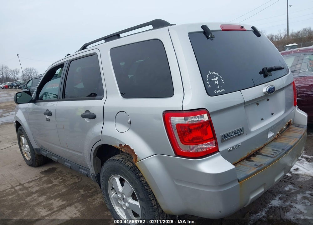 2010 FORD ESCAPE XLT VIN: 1FMCU0D75AKC63868