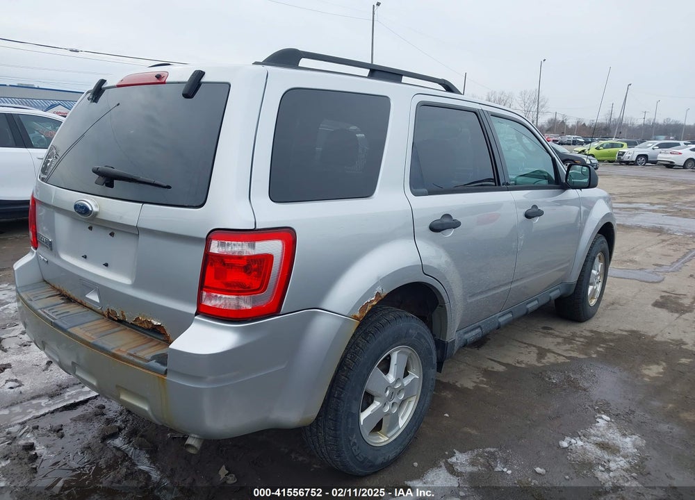 2010 FORD ESCAPE XLT VIN: 1FMCU0D75AKC63868