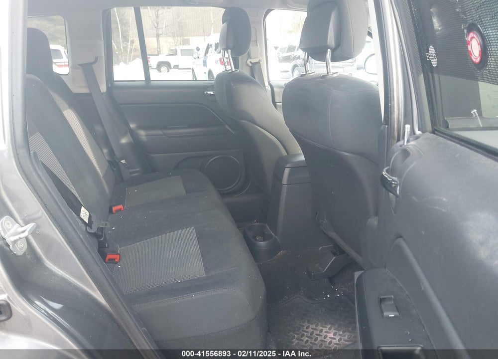 2011 JEEP COMPASS VIN: 1J4NT1FBXBD203947