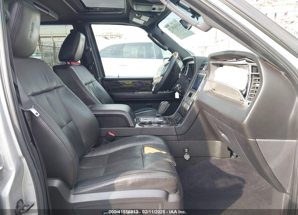 2010 LINCOLN NAVIGATOR VIN: 5LMJJ3H5XAEJ09503