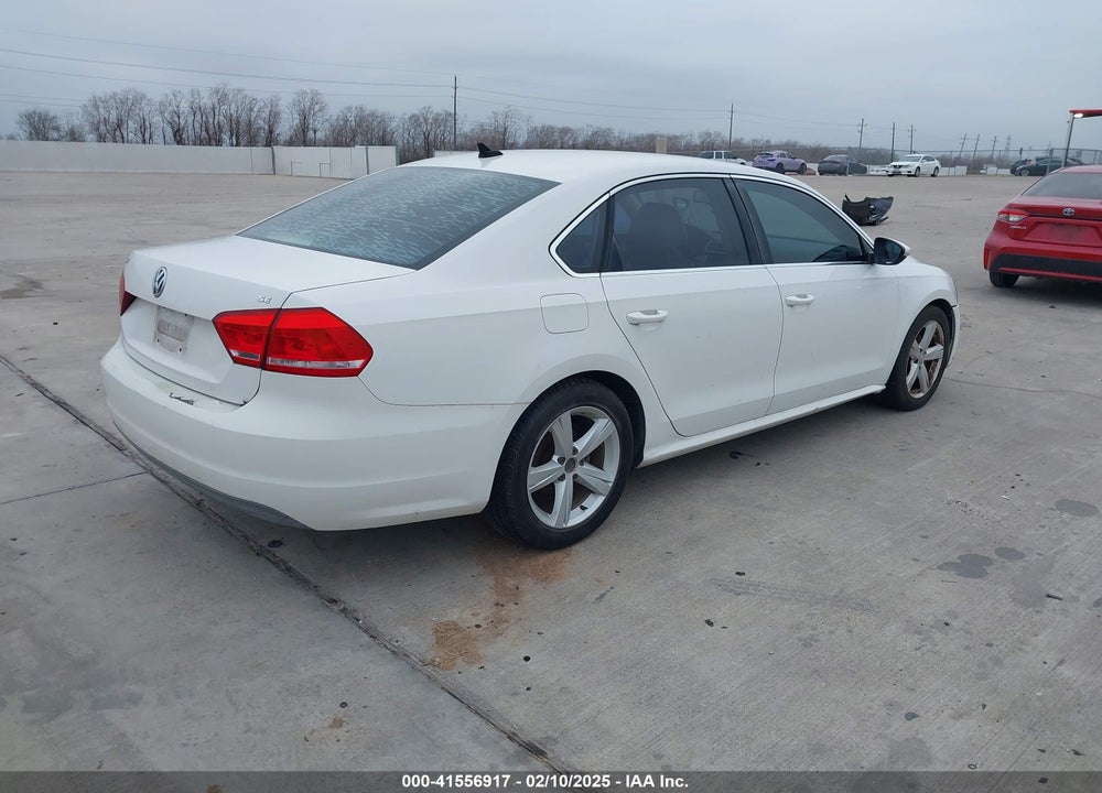 2012 VOLKSWAGEN PASSAT 2.5L SE VIN: 1VWBP7A38CC050005